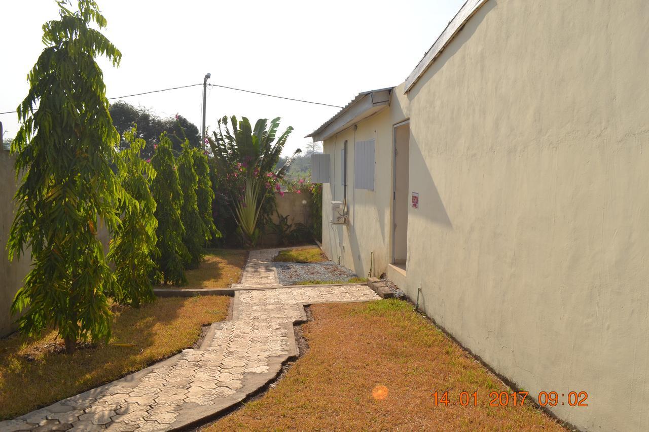 Residence Heaven Yamoussoukro Bagian luar foto