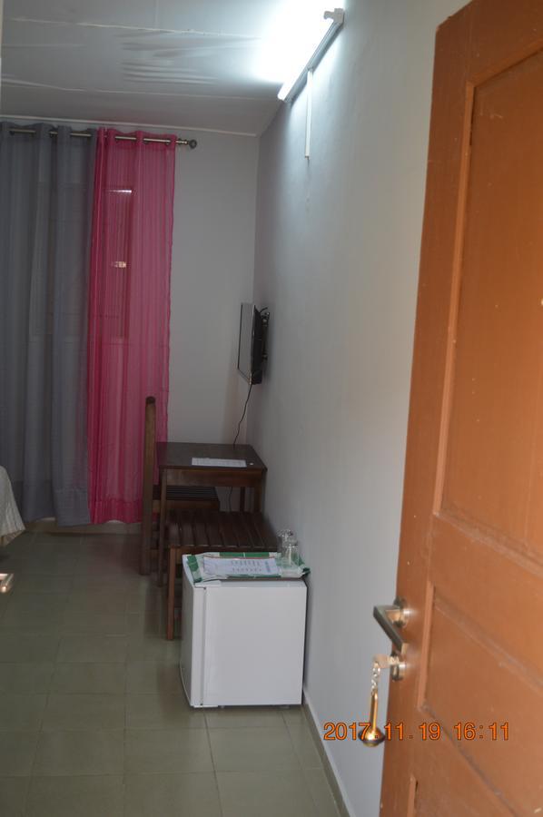 Residence Heaven Yamoussoukro Bagian luar foto